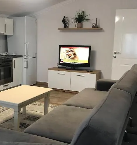 House, 1 Bedroom & 1 Kitchen Apartment, Located In Center